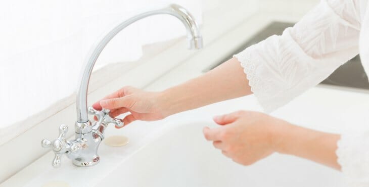 石鹸だけでは安心できない？！手洗いでできる「食中毒対策」5つのポイント