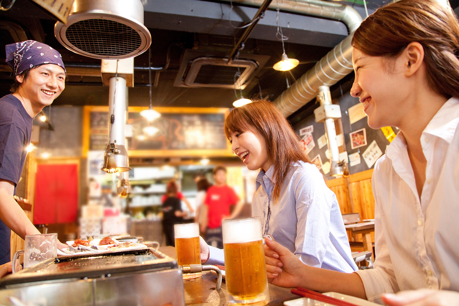 居酒屋におすすめのBGMとは？効果的な音楽の選び方を解説